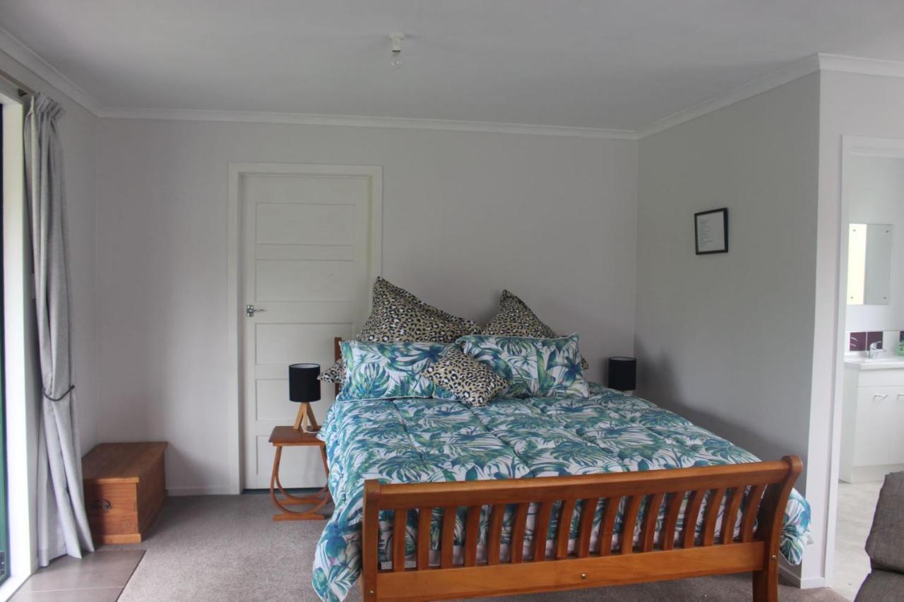 Aramatai Gardens Bed & Breakfast Te Kuiti Exterior photo
